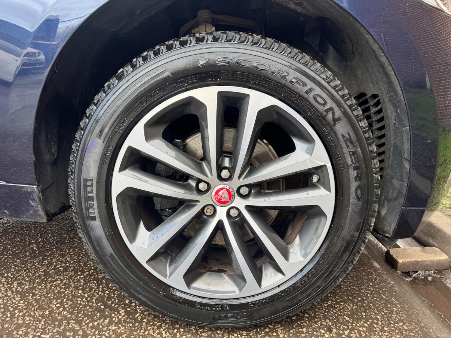 Used Jaguar F-Pace 2017 for sale - 77908658: Photo 44