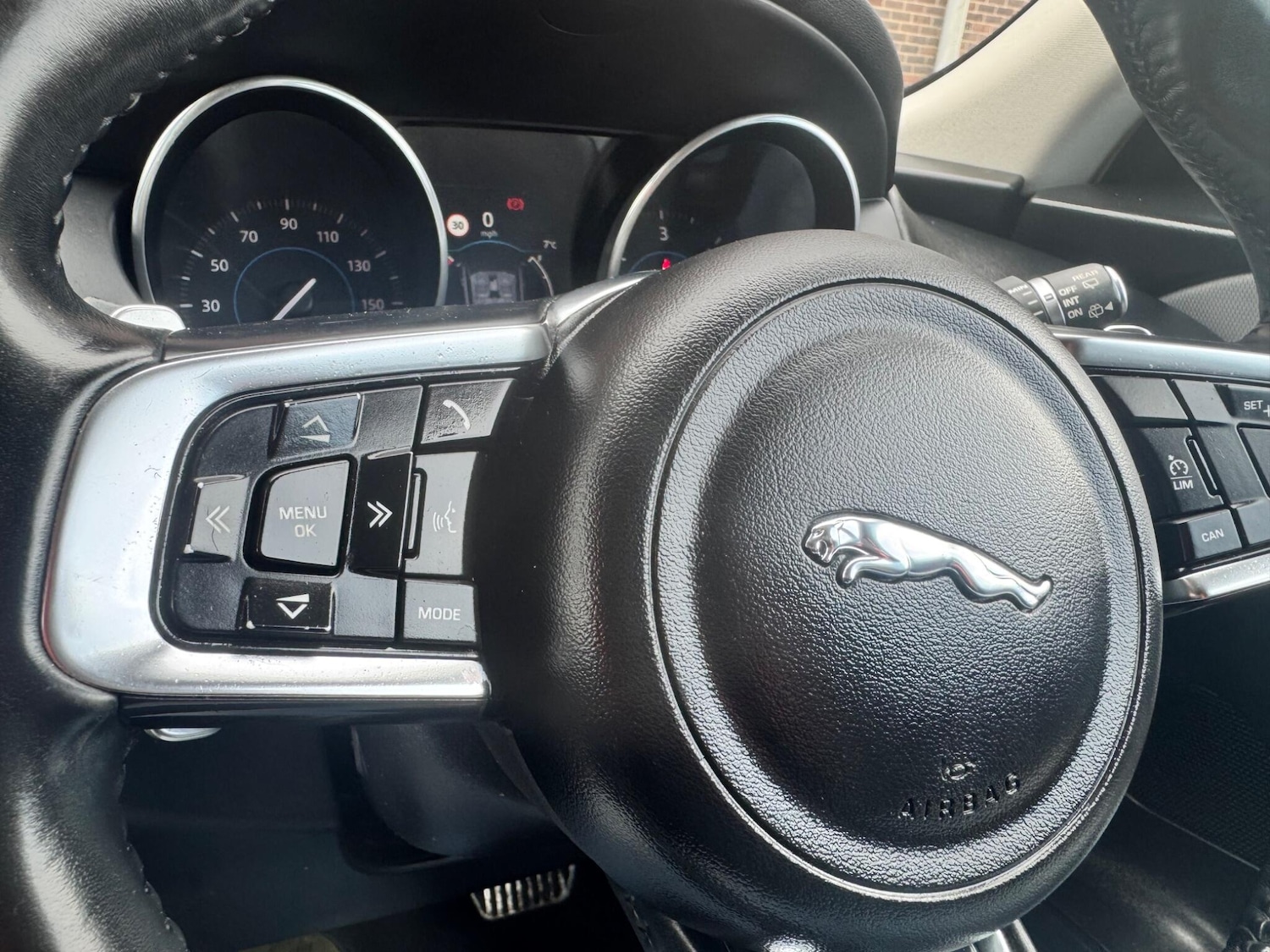 Used Jaguar F-Pace 2017 for sale - 77908658: Photo 51