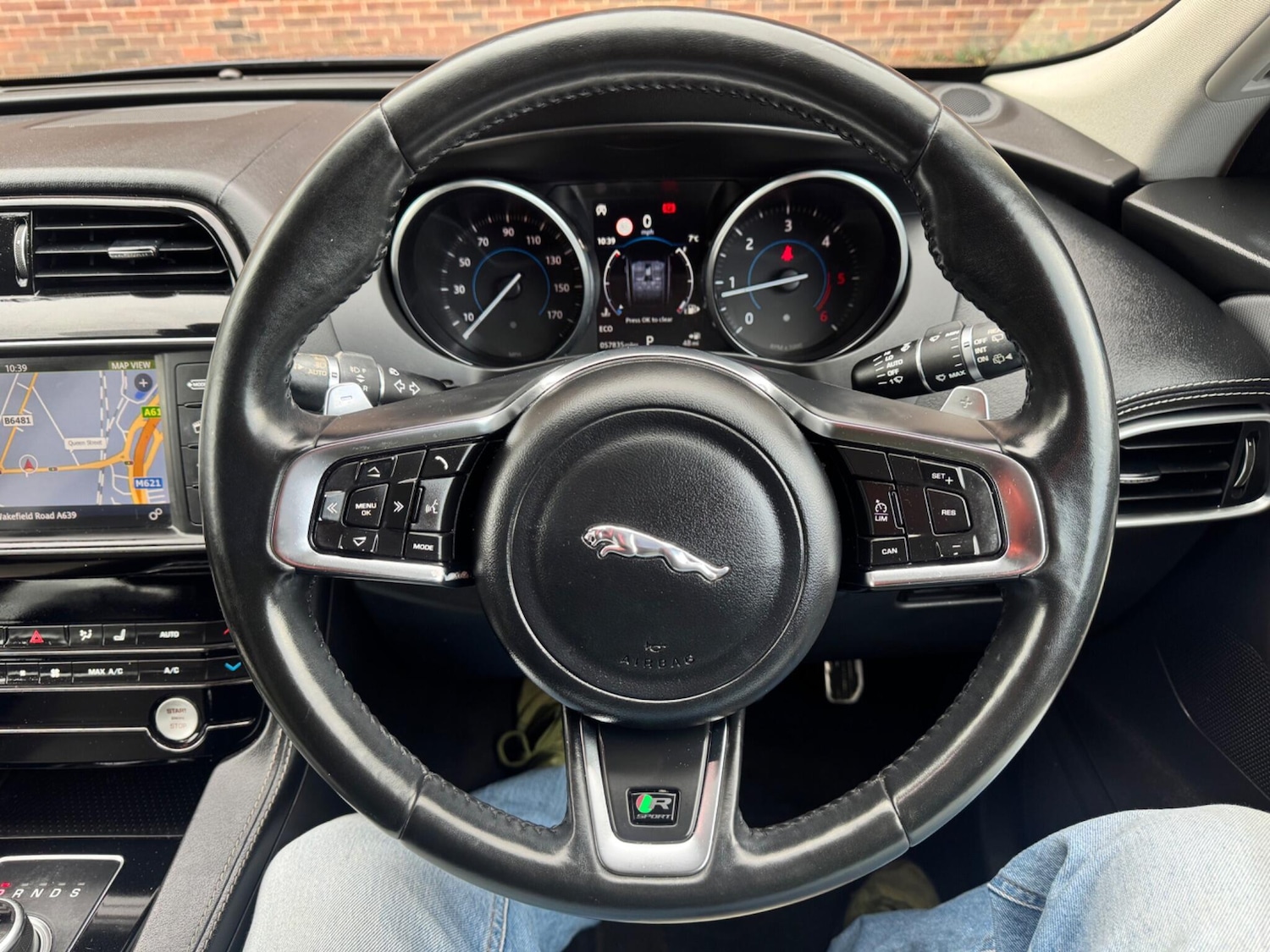 Used Jaguar F-Pace 2017 for sale - 77908658: Photo 53