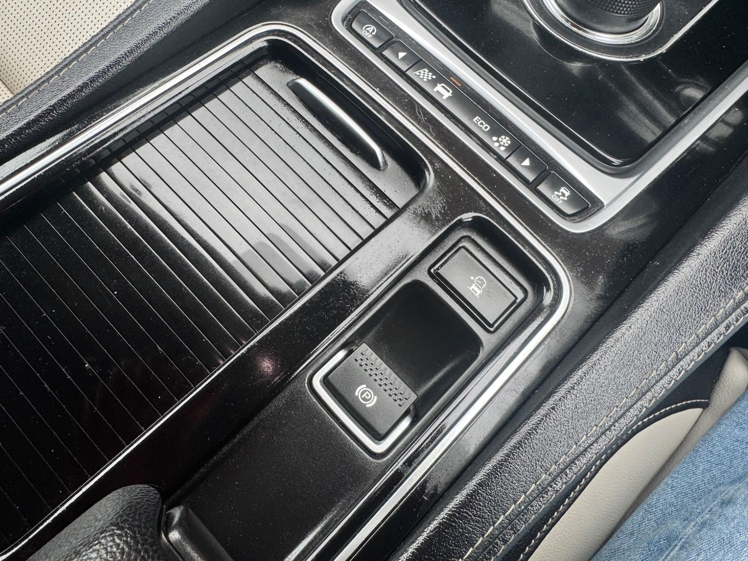 Used Jaguar F-Pace 2017 for sale - 77908658: Photo 55