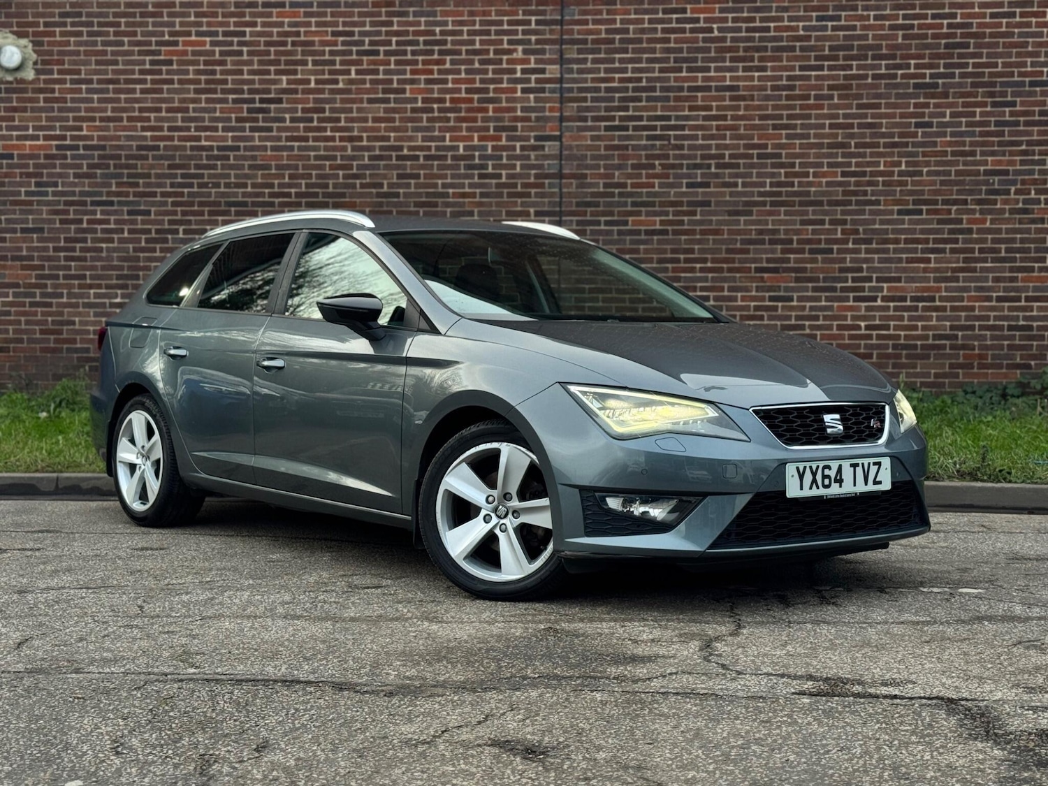 Used SEAT Leon for sale - 76735480: Photo 1
