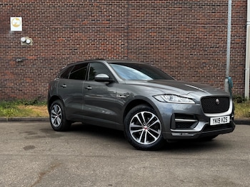 Used Jaguar F-Pace 2019 for sale - 79396040: Photo