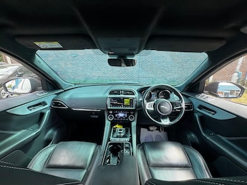 Used Jaguar F-Pace 2019 for sale - 79396040: Photo