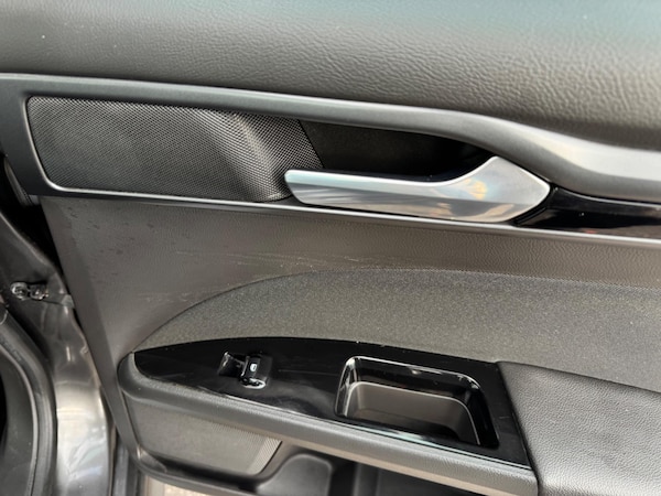Used Ford Mondeo 2017 for sale - 75563407: Photo 32