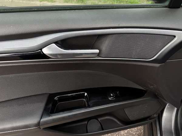 Used Ford Mondeo 2017 for sale - 75563407: Photo 41