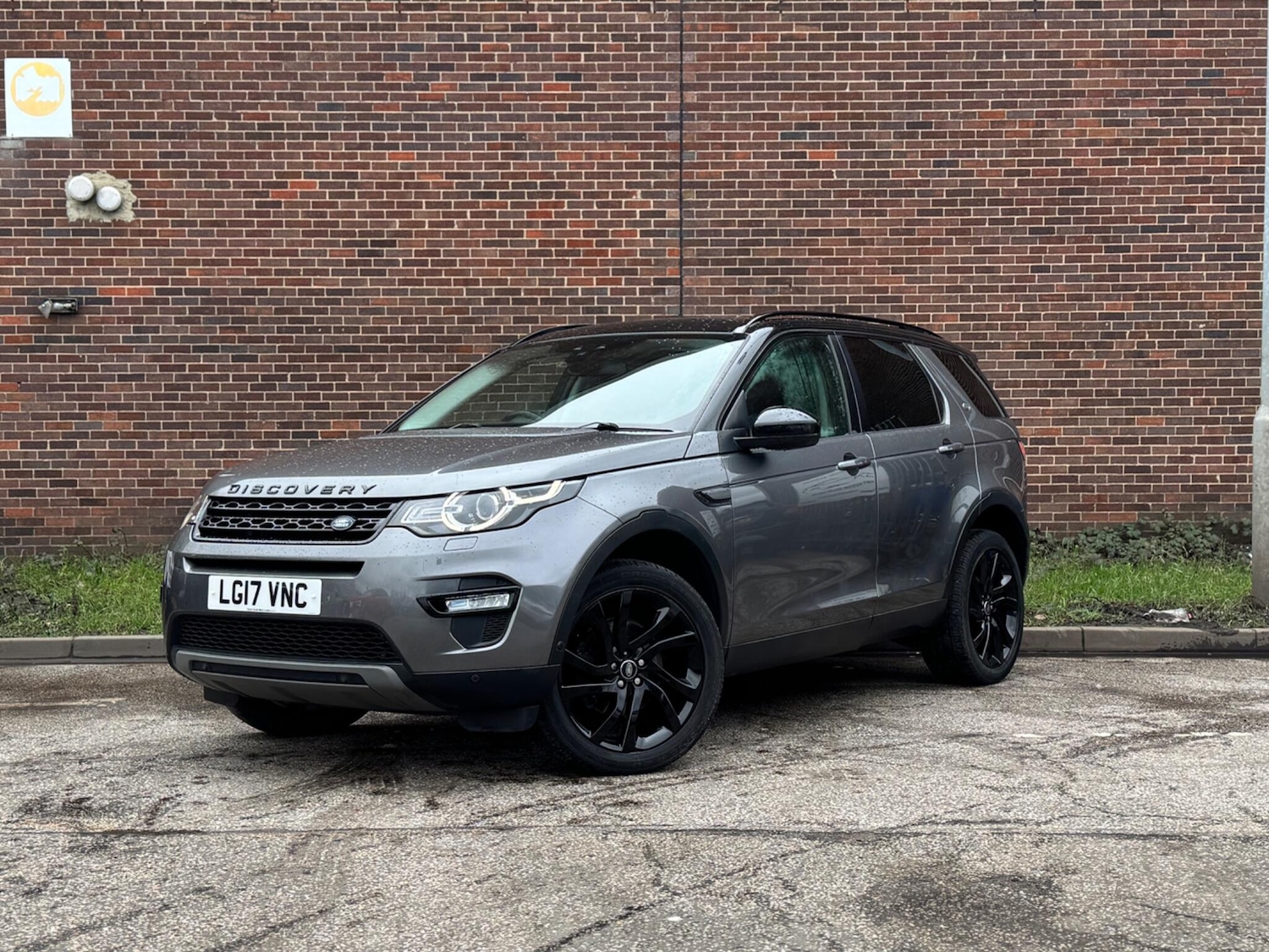 Used Land Rover Discovery Sport for sale - 77538058: Photo 2