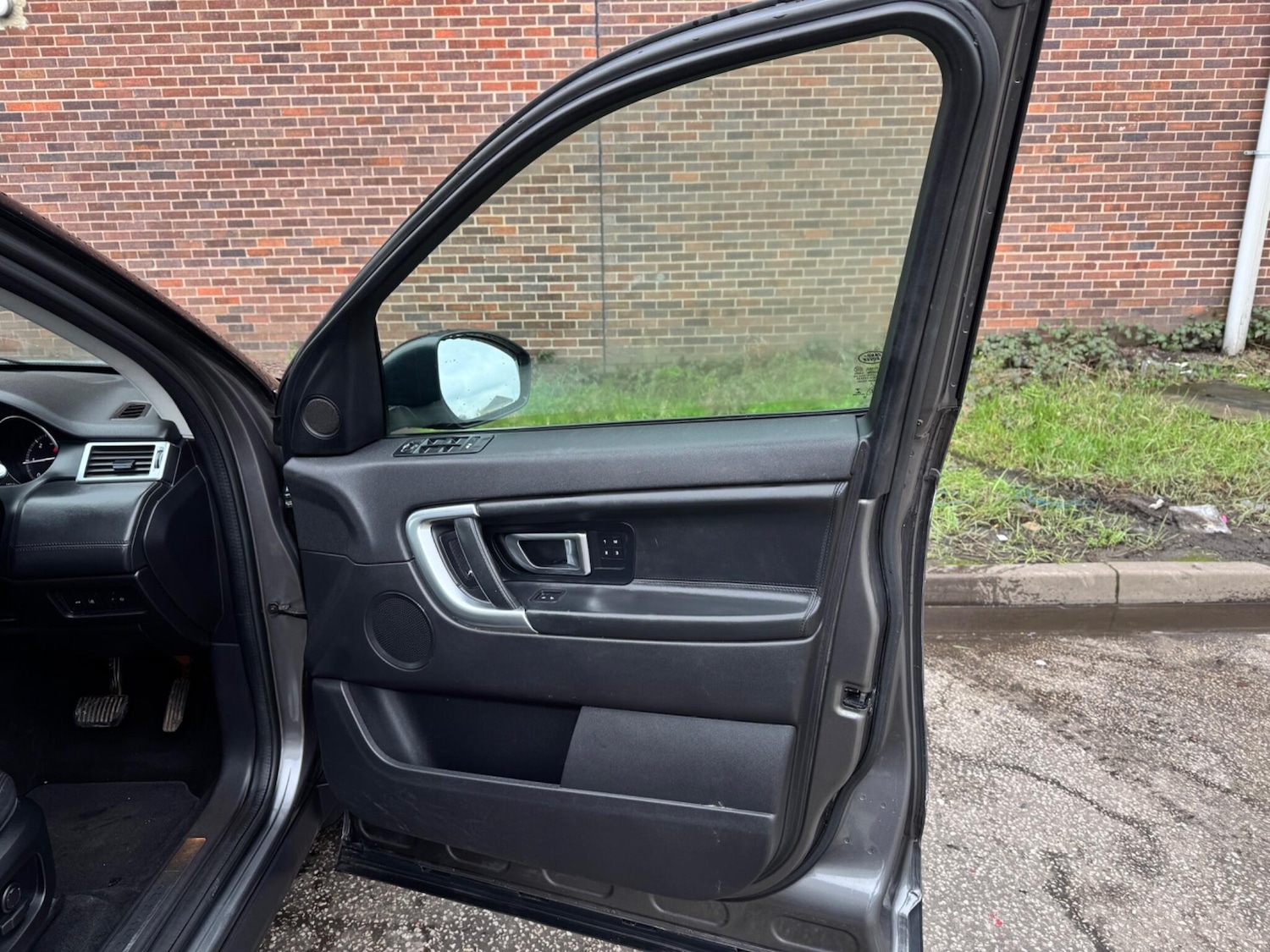 Used Land Rover Discovery Sport for sale - 77538058: Photo 47