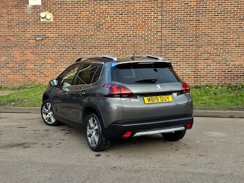 Used Peugeot 2008 2019 for sale - 78100592: Photo