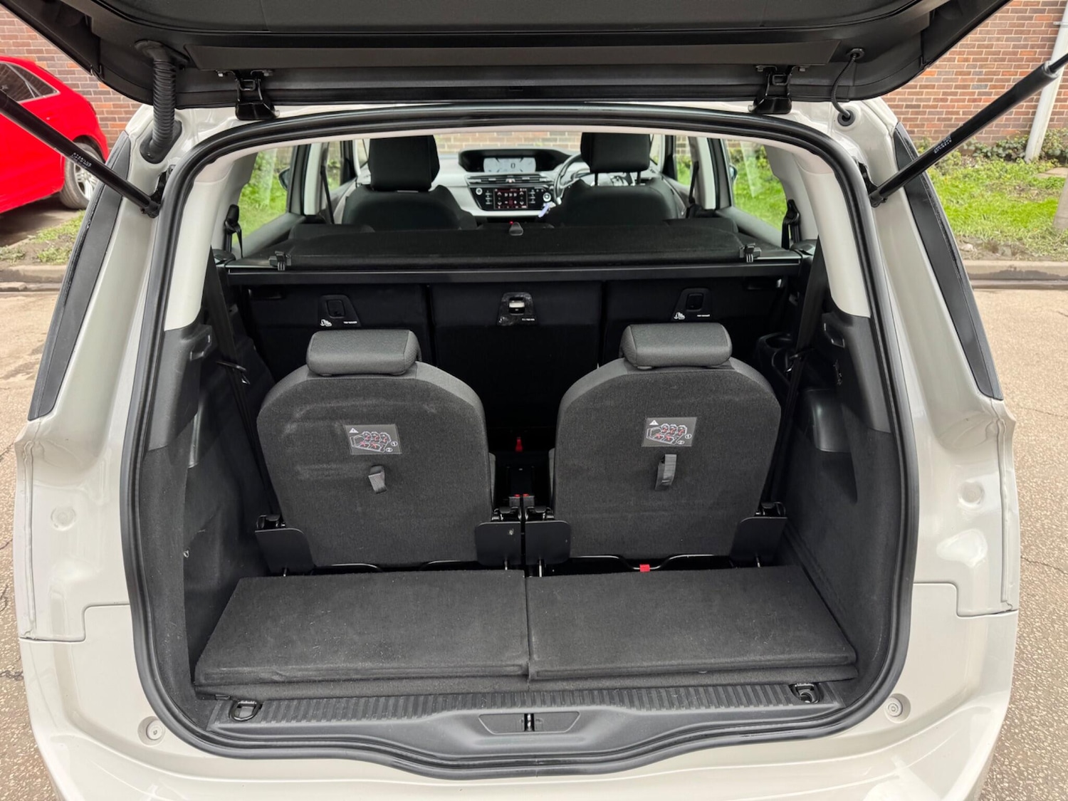 Used Citroen Grand C4 Picasso 2018 for sale - 78073241: Photo 23