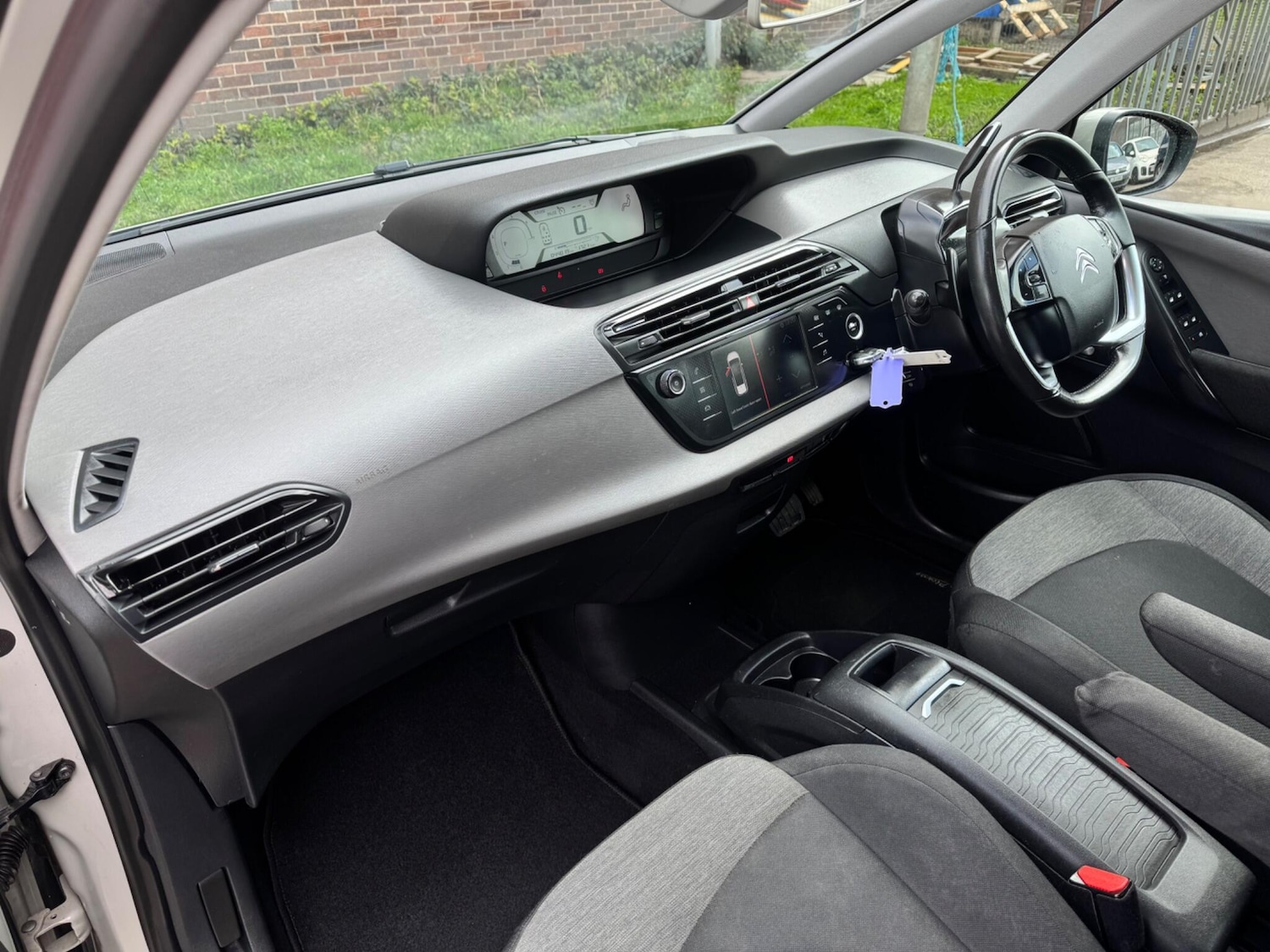 Used Citroen Grand C4 Picasso 2018 for sale - 78073241: Photo 26