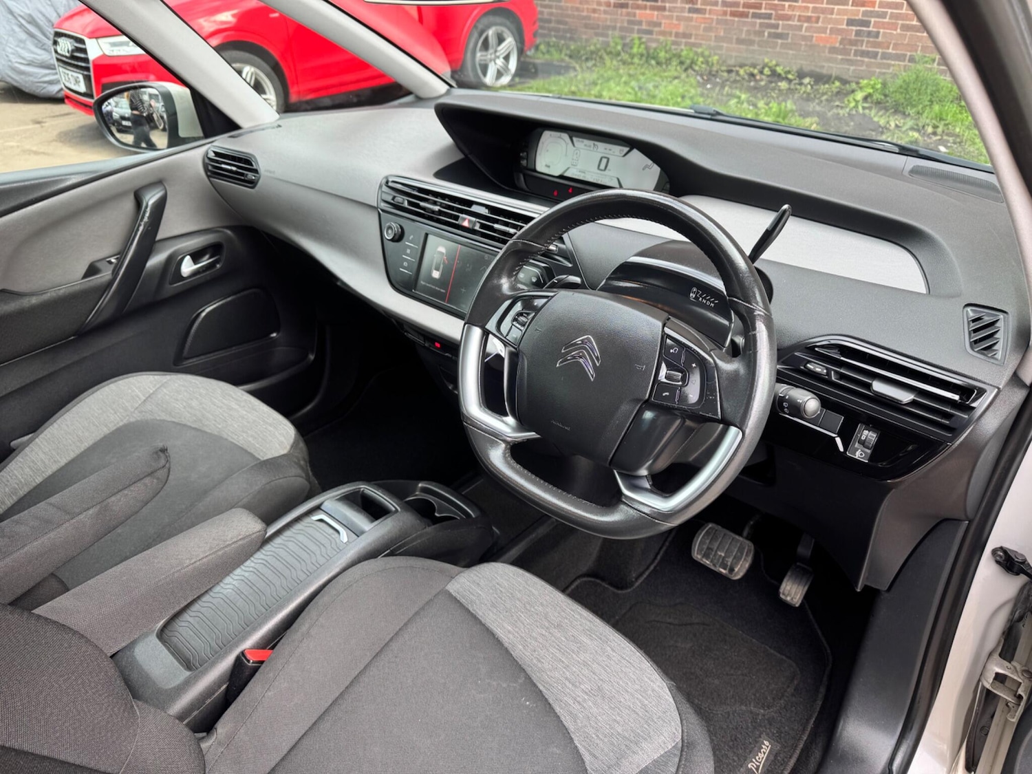 Used Citroen Grand C4 Picasso 2018 for sale - 78073241: Photo 27