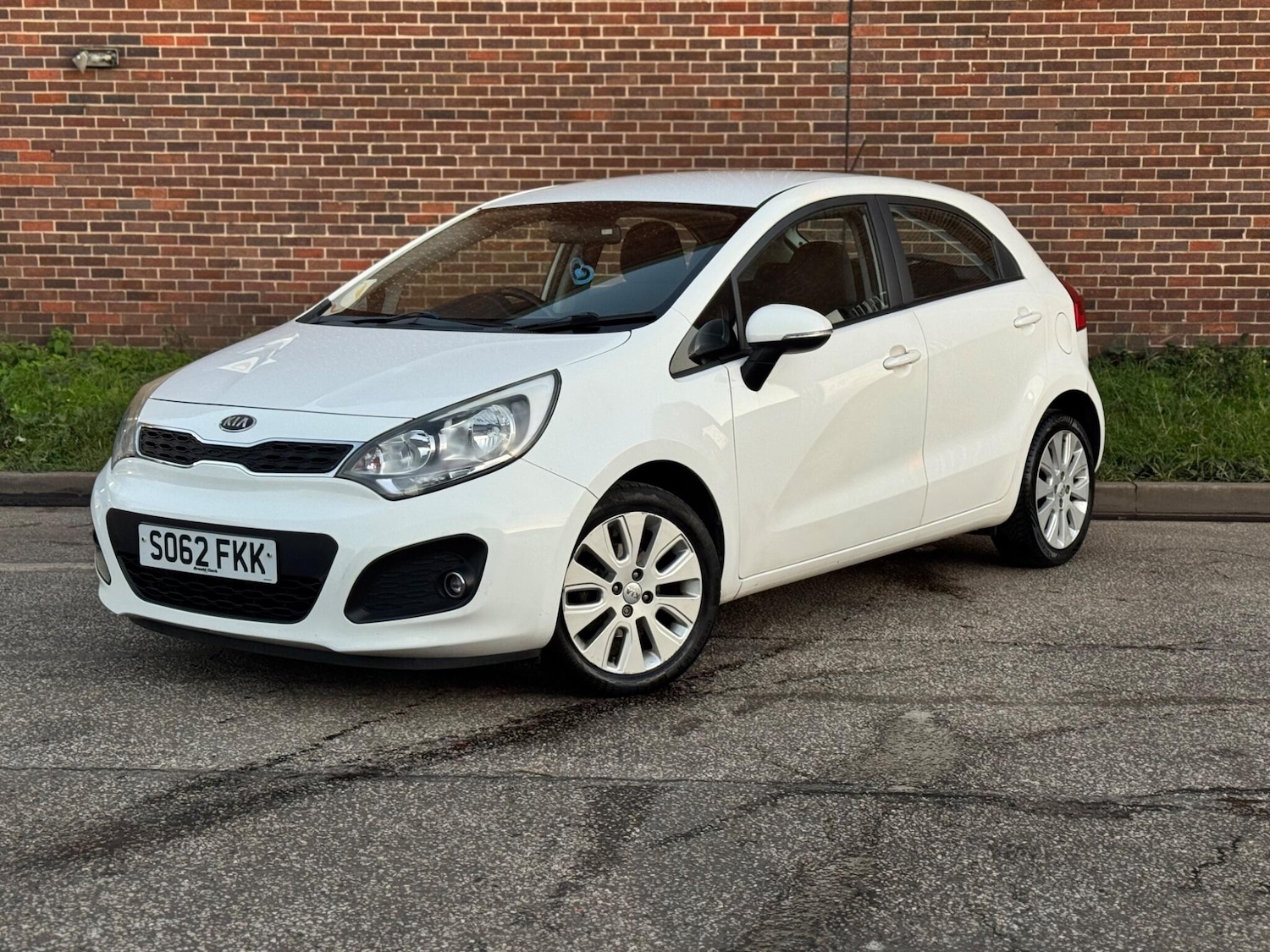 Used Kia Rio 2013 for sale - 76633474: Photo 2