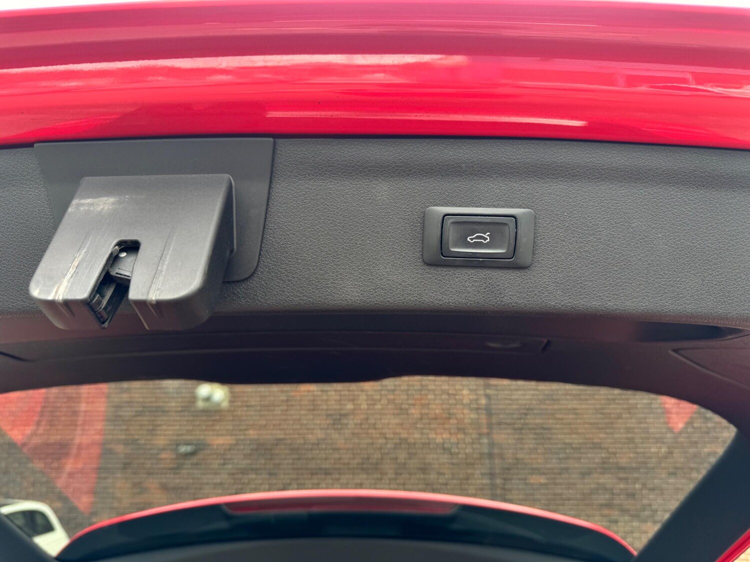 Vehicle 28
