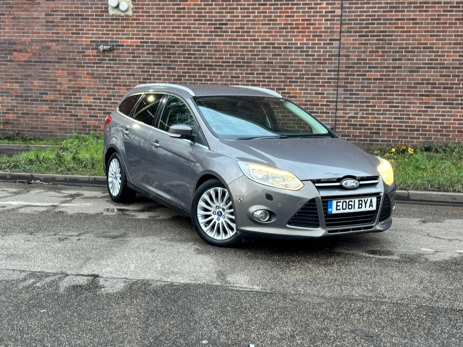 Used Ford Focus 2011 for sale - 76976605: Photo 12