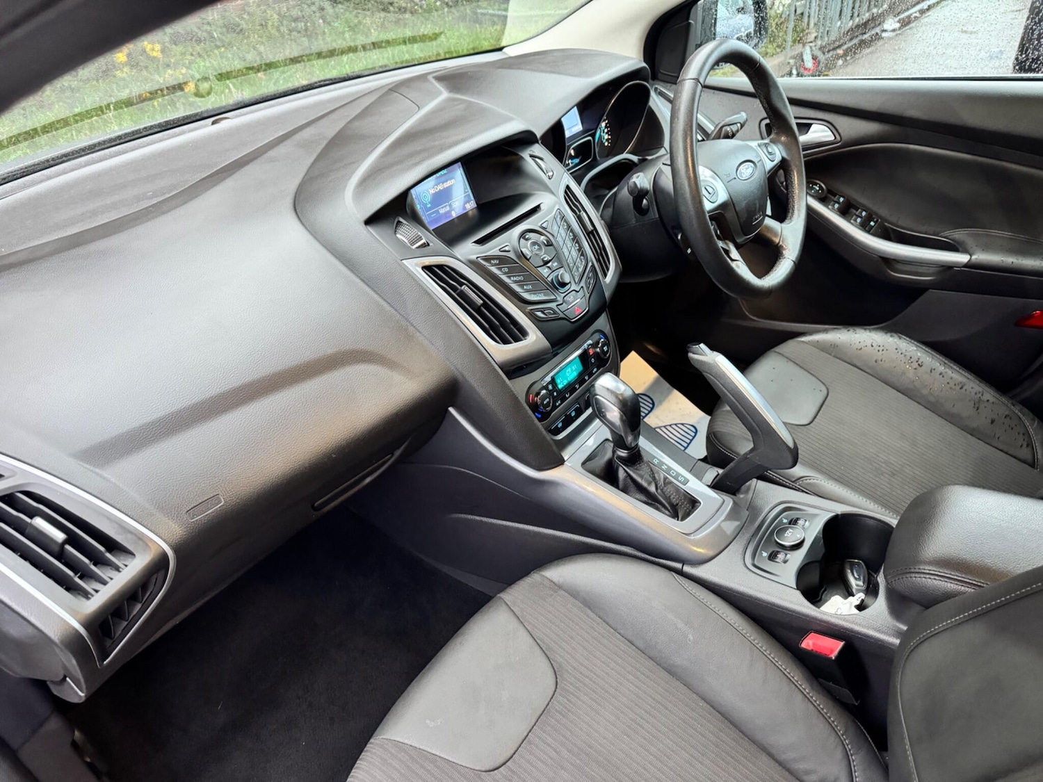 Used Ford Focus 2011 for sale - 76976605: Photo 23