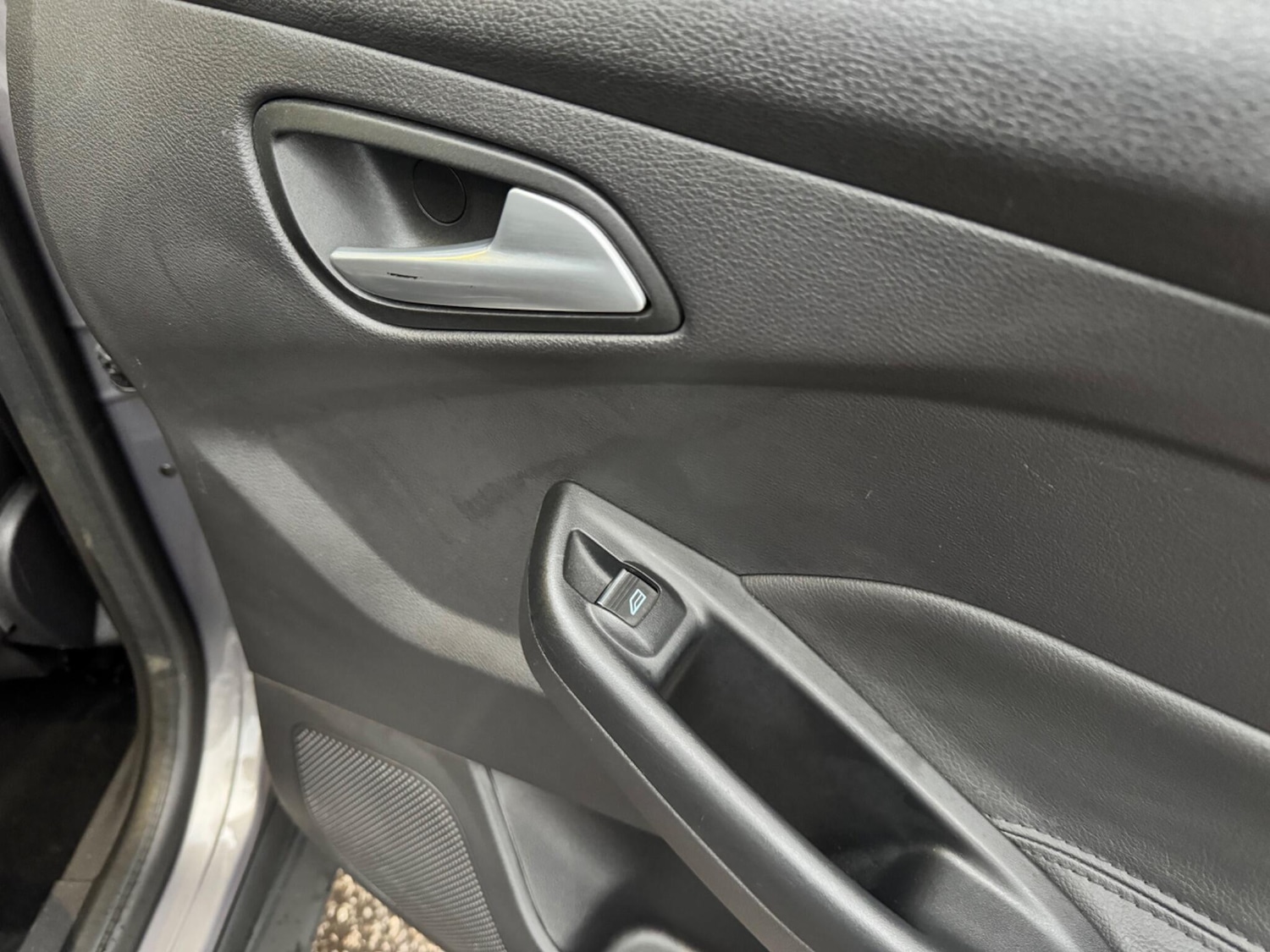 Used Ford Focus 2011 for sale - 76976605: Photo 35