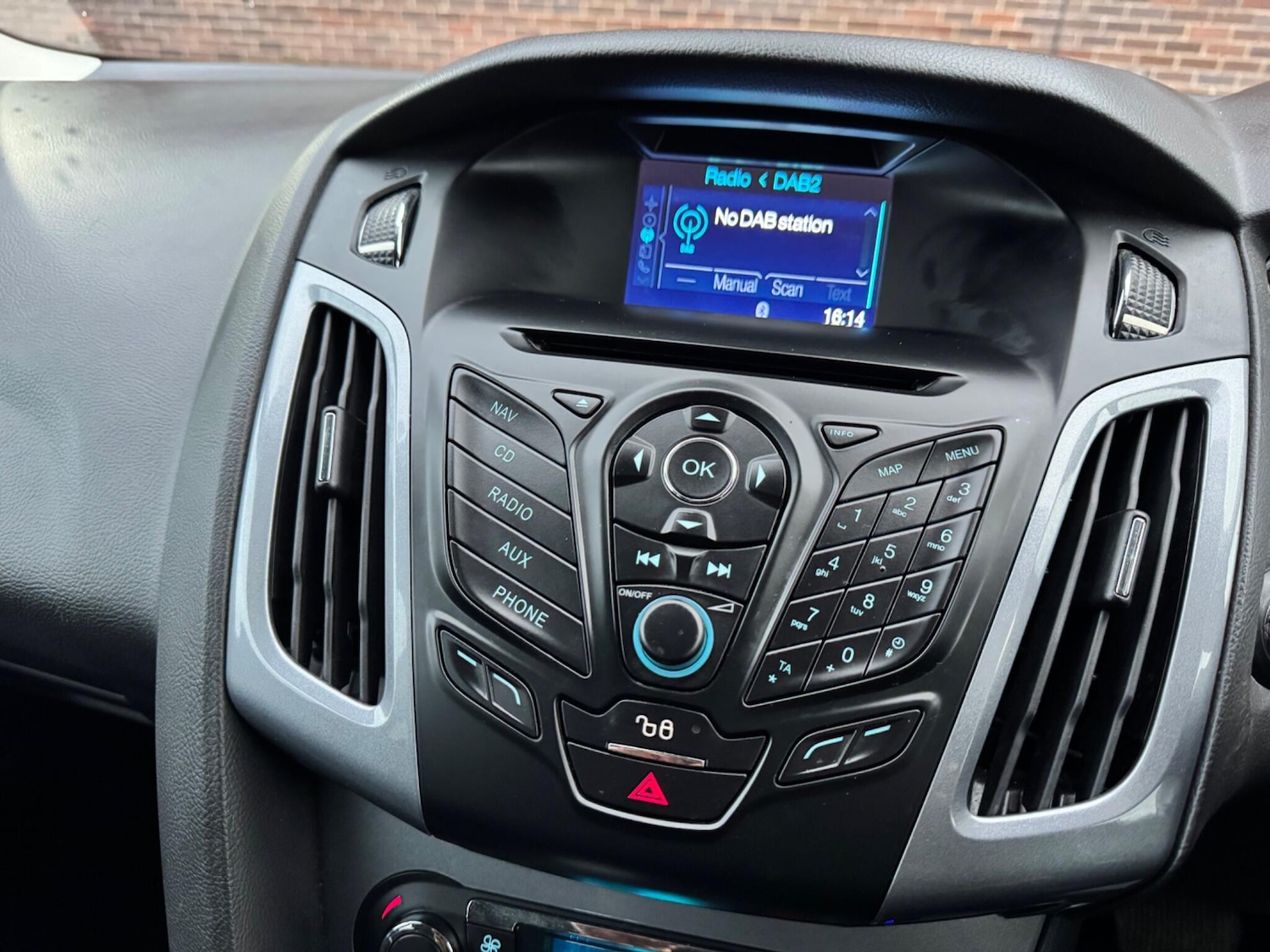 Used Ford Focus 2011 for sale - 76976605: Photo 39