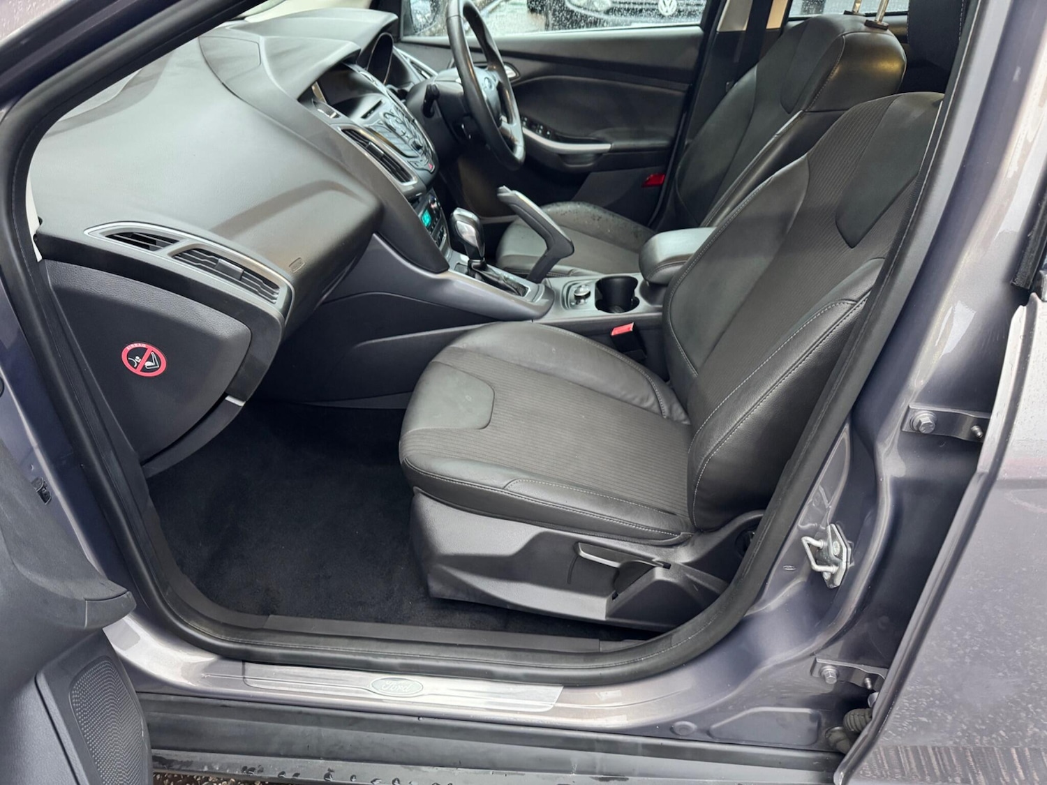 Used Ford Focus 2011 for sale - 76976605: Photo 42