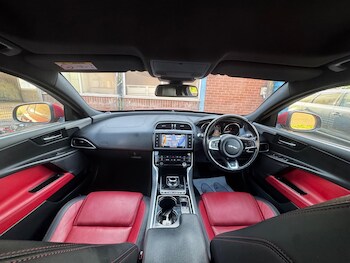 Used Jaguar XE 2017 for sale - 79011817: Photo