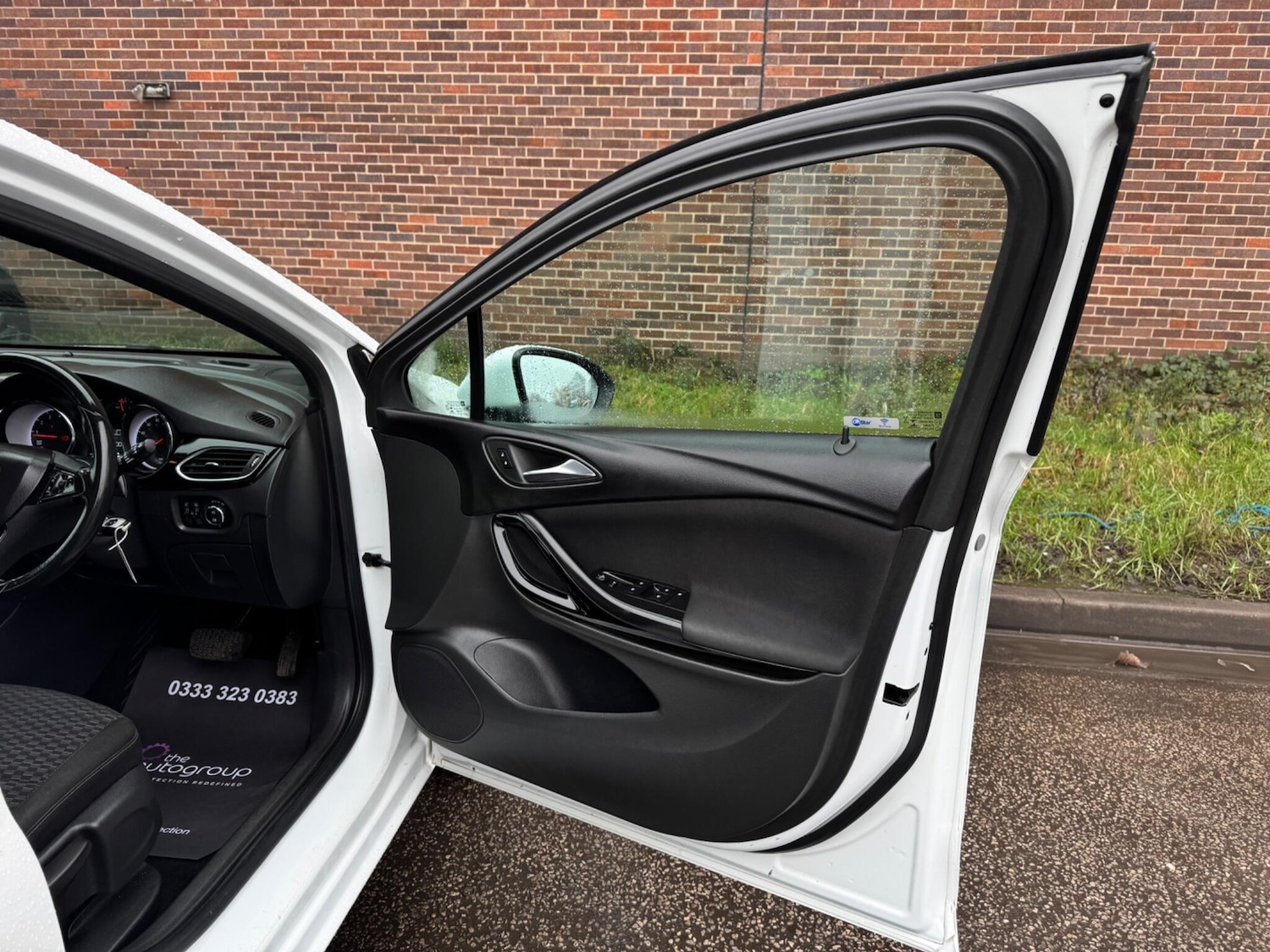 Used Vauxhall Astra 2017 for sale - 77237579: Photo 41