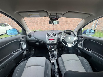 Used Alfa Romeo MiTo 2011 for sale - 75562859: Photo