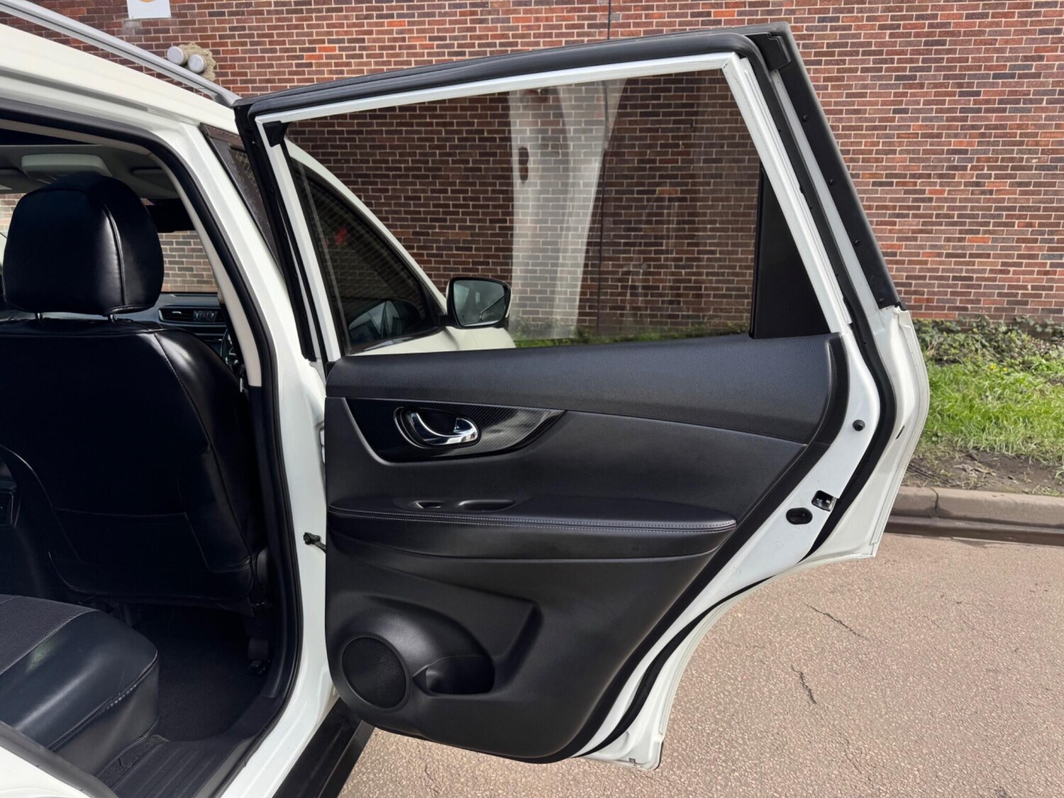 Used Nissan X-Trail 2018 for sale - 78047927: Photo 40