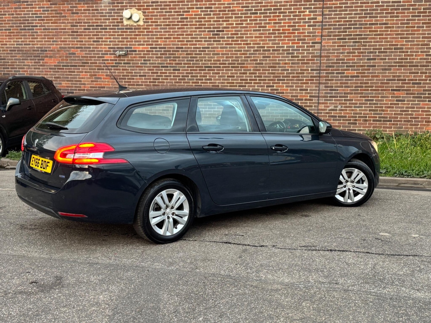 Used Peugeot 308 SW 2016 for sale - 76247483: Photo 13