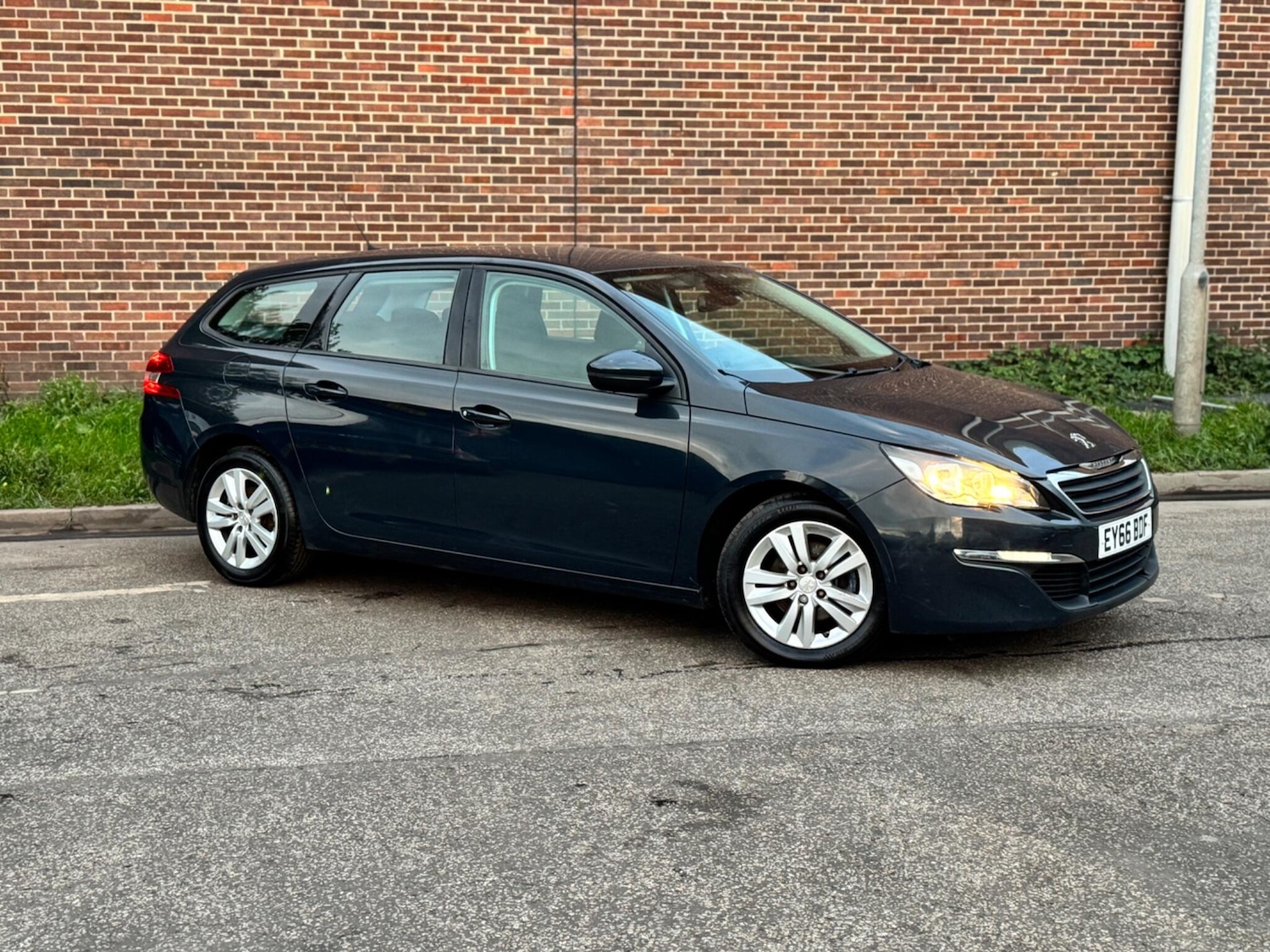 Used Peugeot 308 SW 2016 for sale - 76247483: Photo 14
