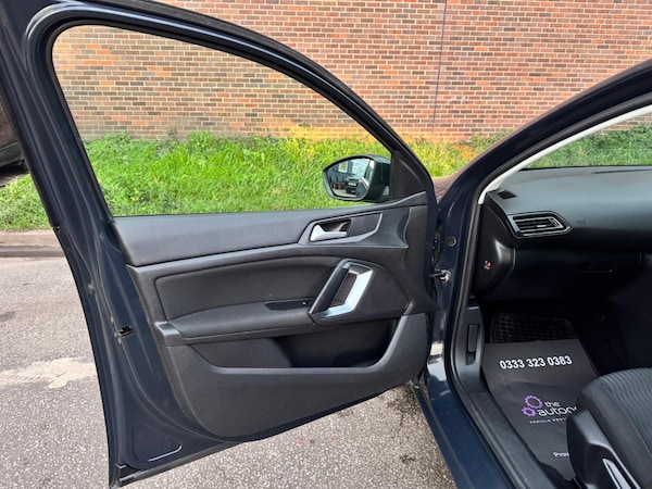 Used Peugeot 308 SW 2016 for sale - 76247483: Photo 27