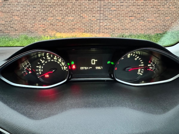 Used Peugeot 308 SW 2016 for sale - 76247483: Photo 36