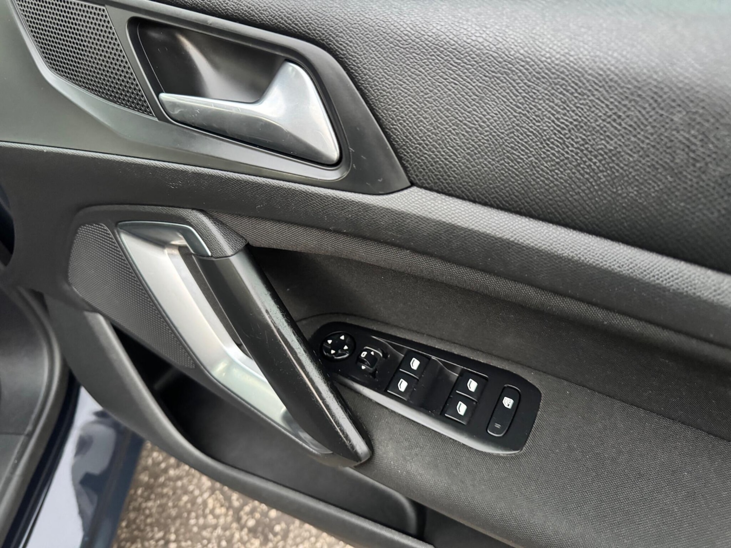 Used Peugeot 308 SW 2016 for sale - 76247483: Photo 41