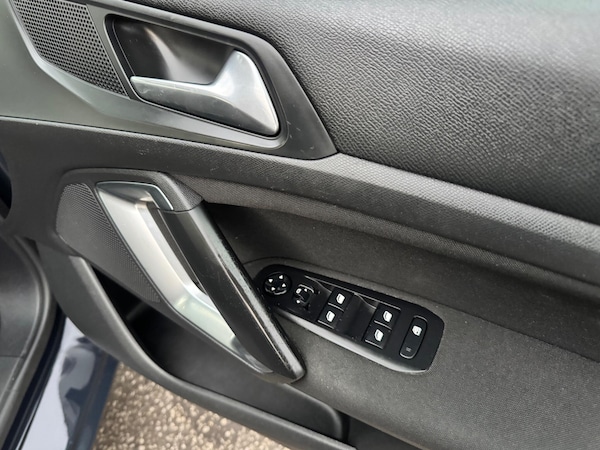 Used Peugeot 308 SW 2016 for sale - 76247483: Photo 41