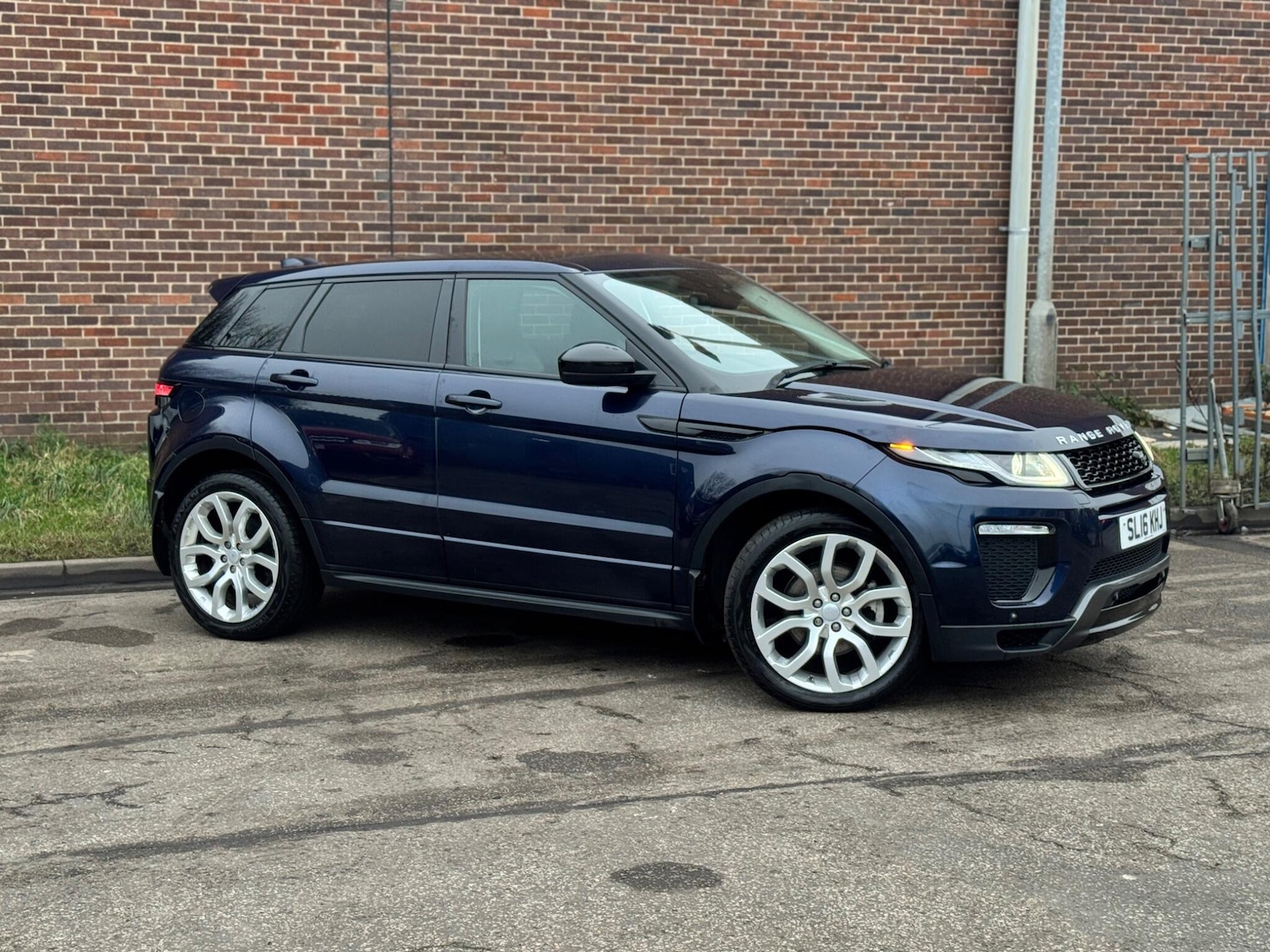 Used Land Rover Range Rover Evoque 2016 for sale - 77144020: Photo 15