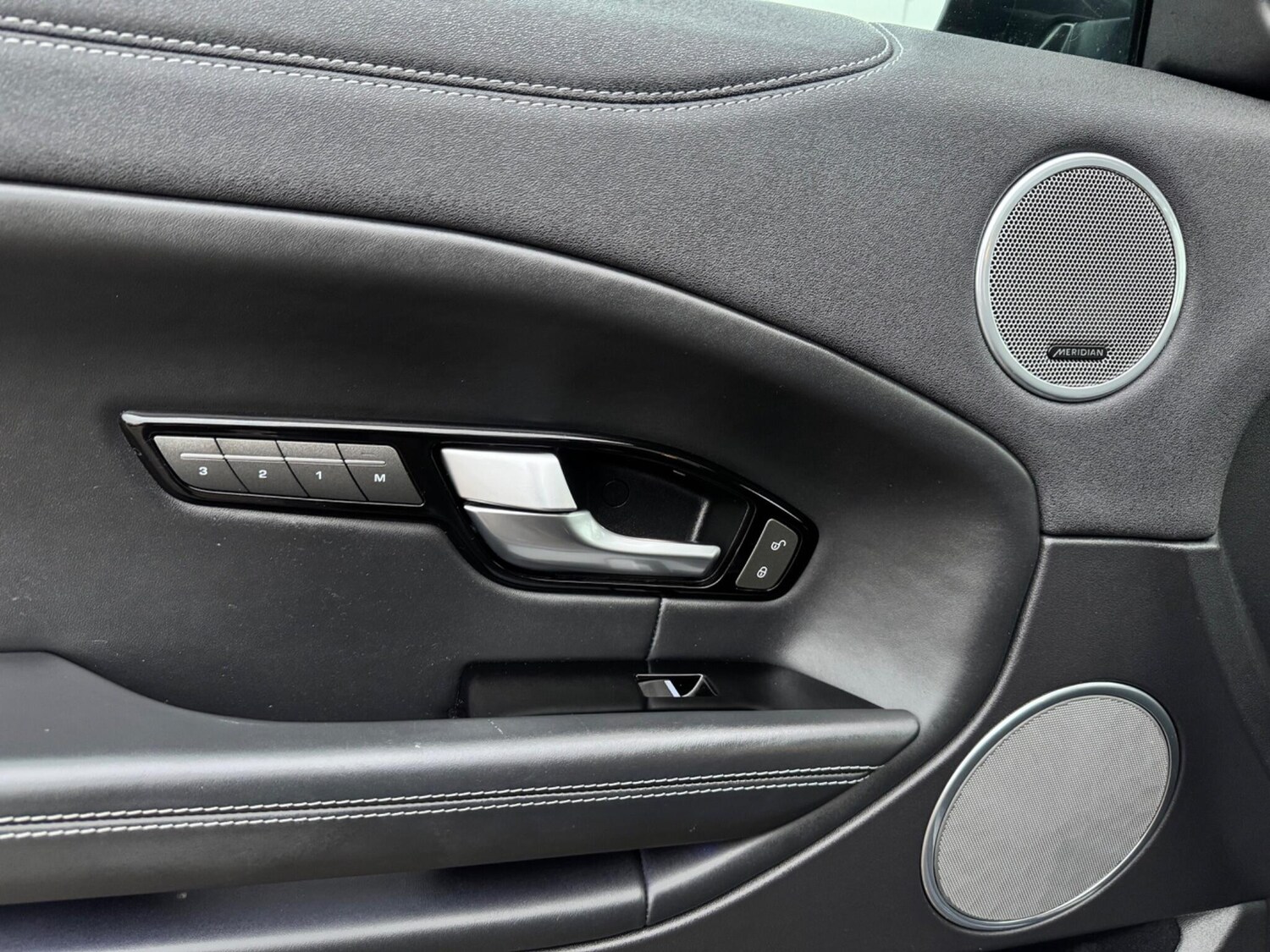 Used Land Rover Range Rover Evoque 2016 for sale - 77144020: Photo 50