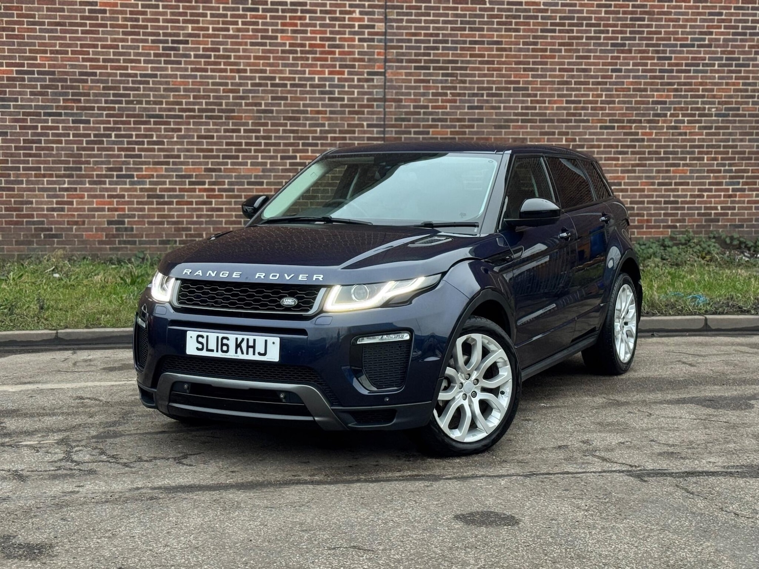 Used Land Rover Range Rover Evoque 2016 for sale - 77144020: Photo 9