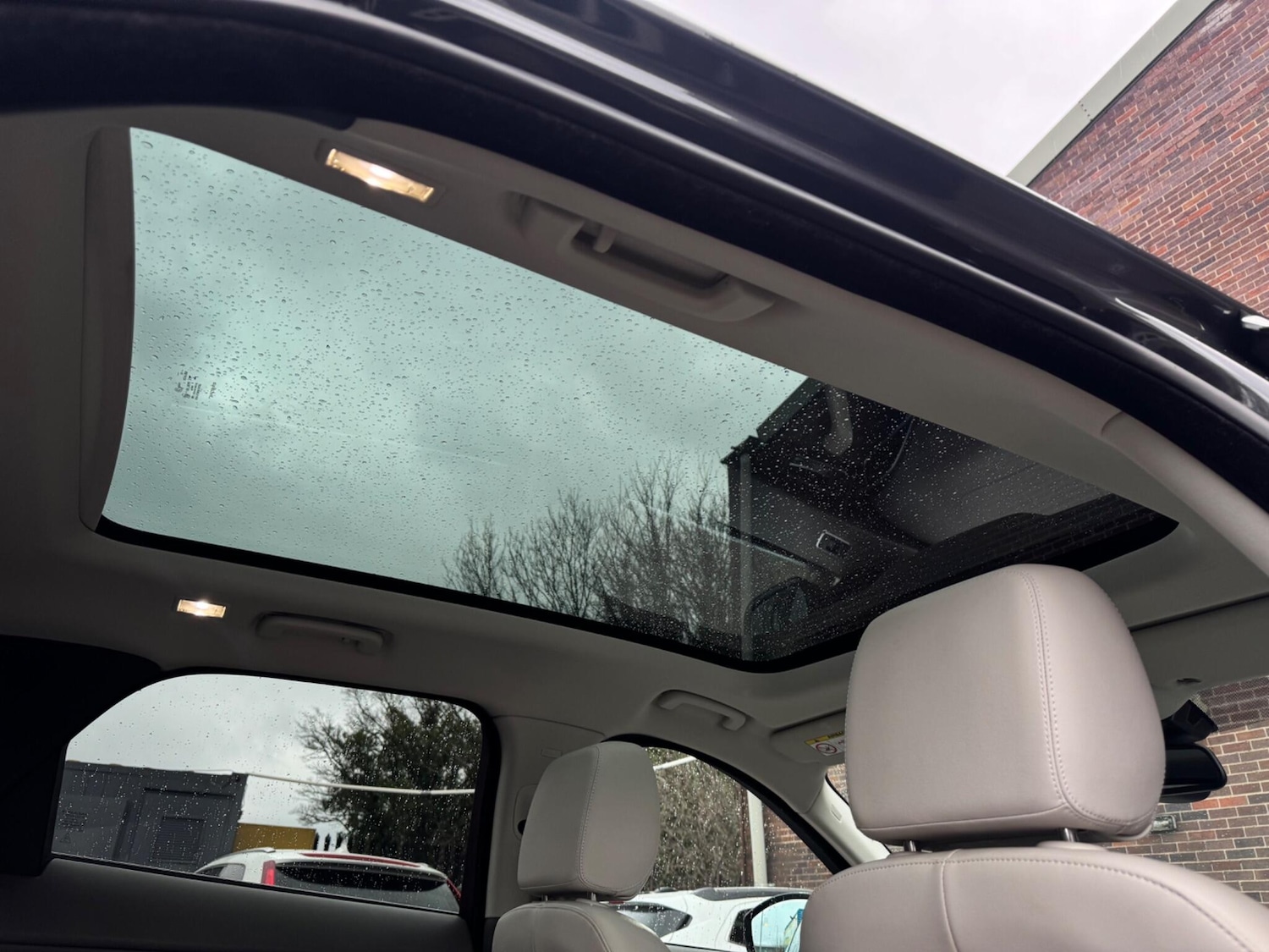 Used Jaguar F-Pace 2017 for sale - 77305285: Photo 13