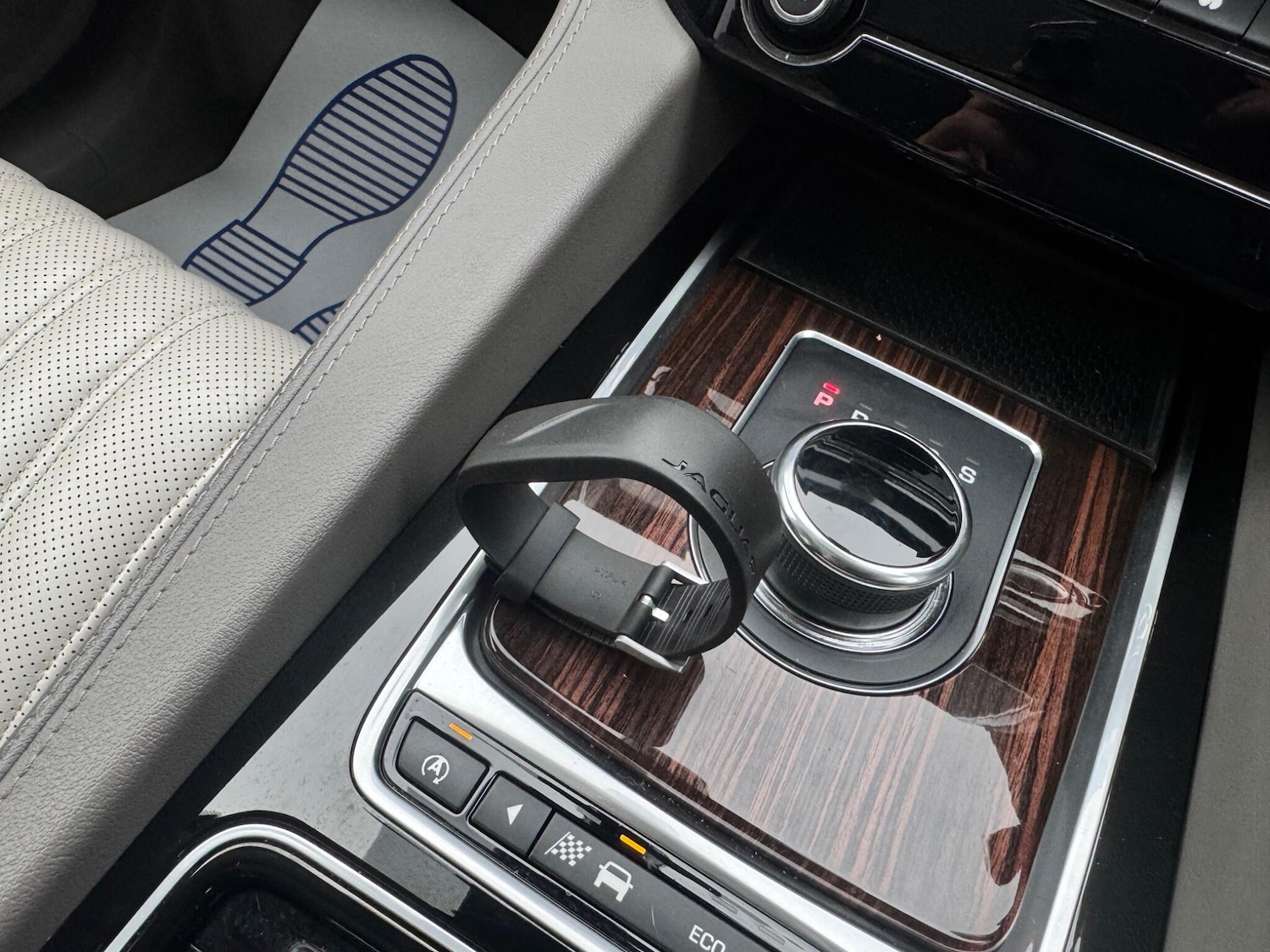 Used Jaguar F-Pace 2017 for sale - 77305285: Photo 18