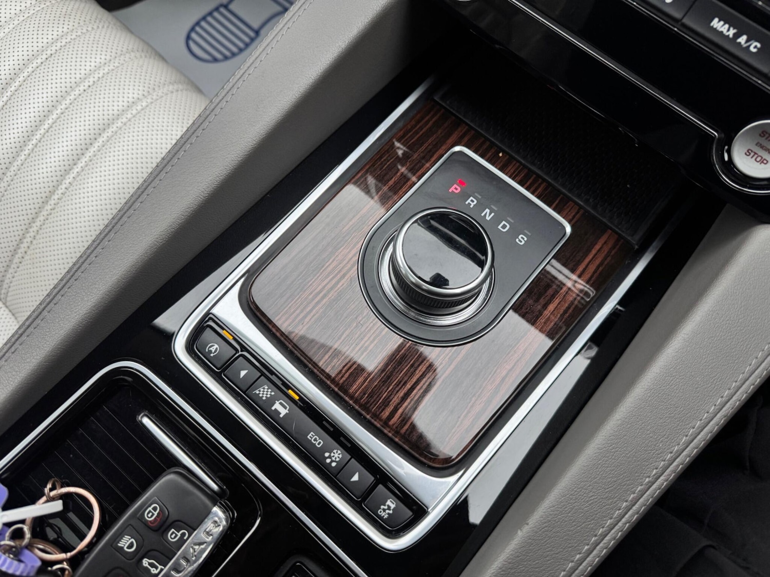 Used Jaguar F-Pace 2017 for sale - 77305285: Photo 35