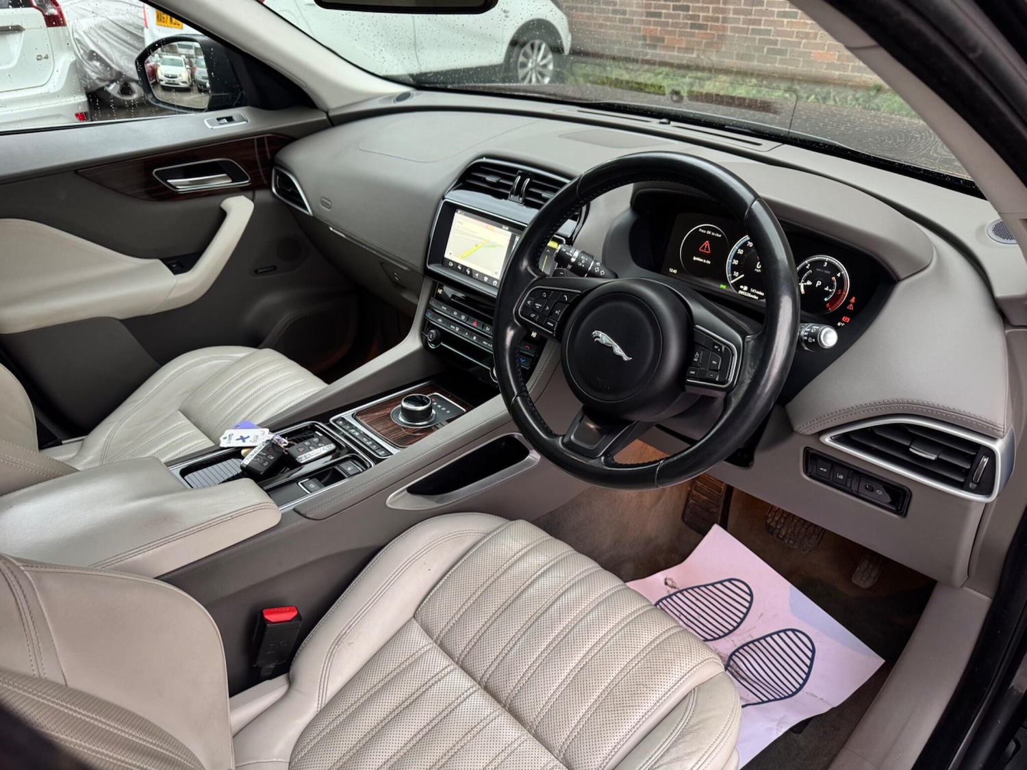 Used Jaguar F-Pace 2017 for sale - 77305285: Photo 53