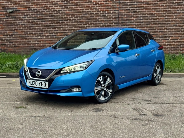 Used Nissan Leaf 2020 for sale - 76296098: Photo 2