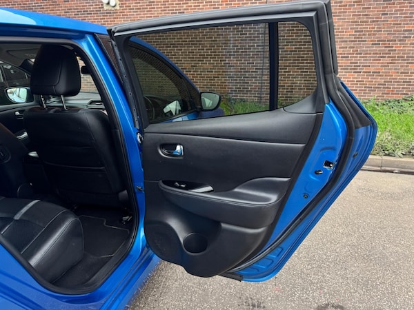 Used Nissan Leaf 2020 for sale - 76296098: Photo 33