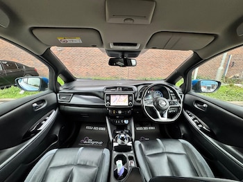 Used Nissan Leaf 2020 for sale - 76296098: Photo