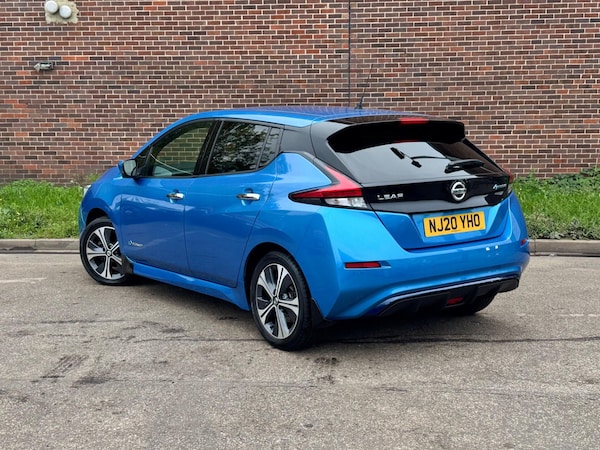 Used Nissan Leaf 2020 for sale - 76296098: Photo 4