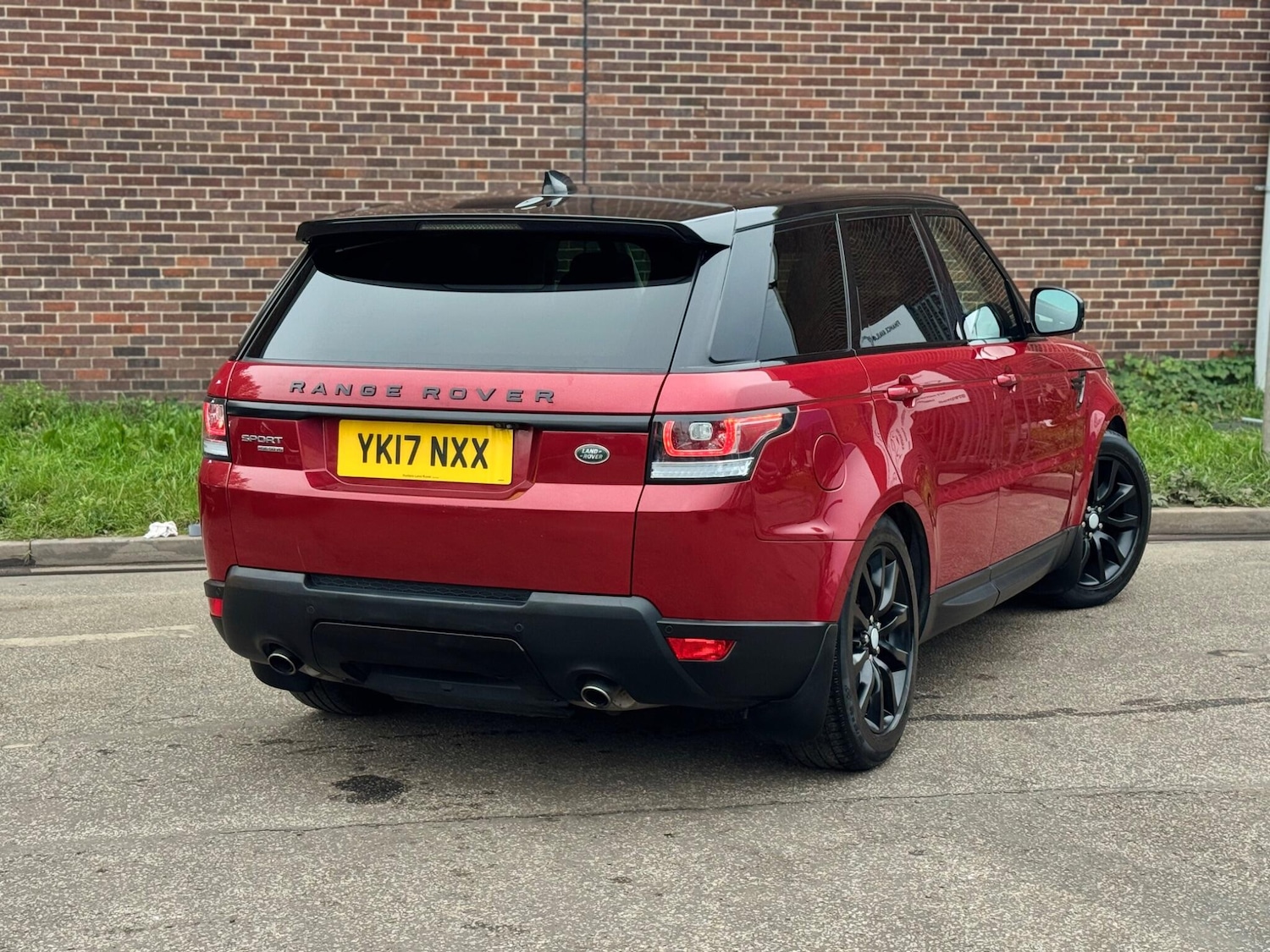 Used Land Rover Range Rover Sport 2017 for sale - 76269668: Photo 11