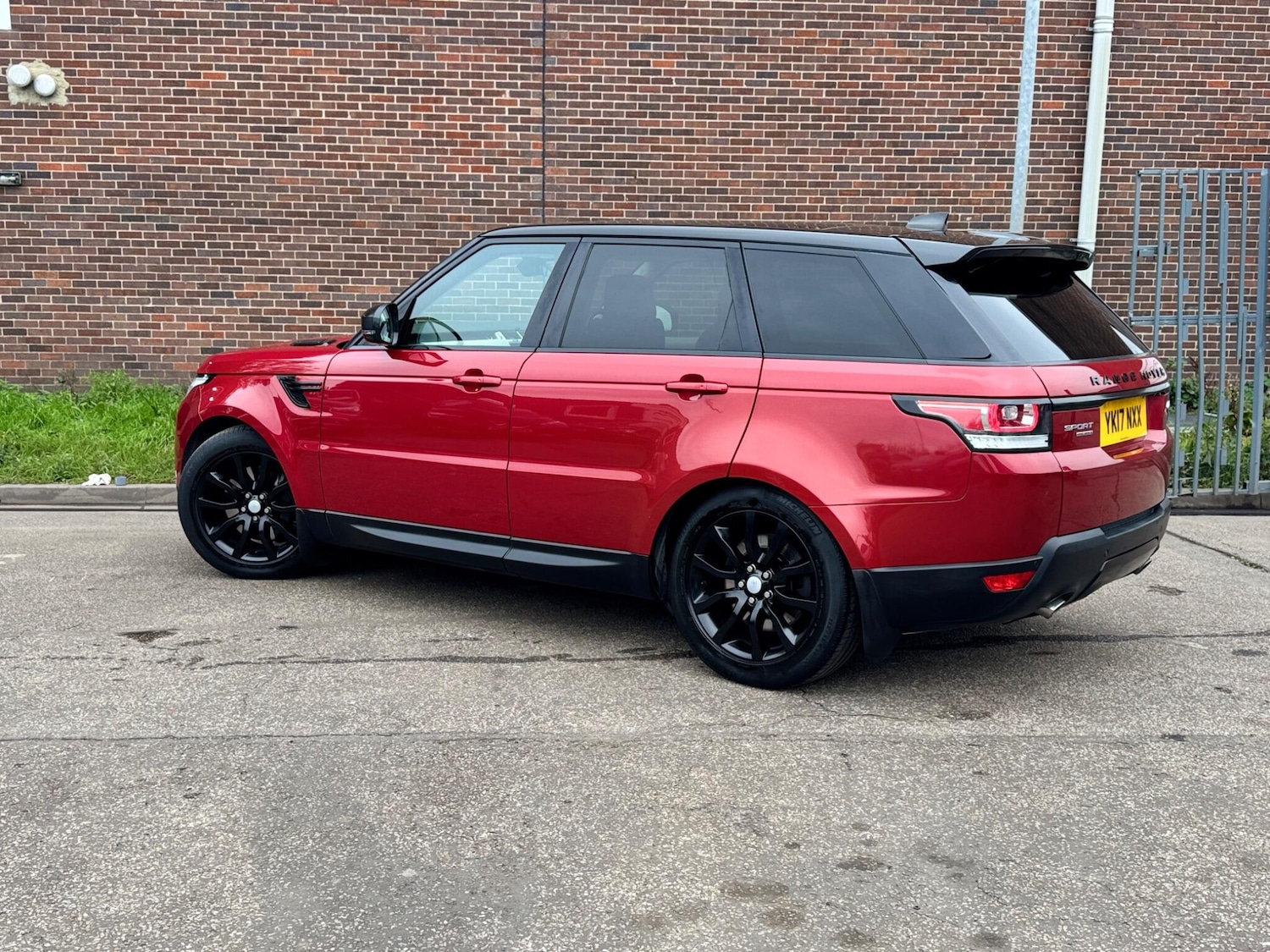 Used Land Rover Range Rover Sport 2017 for sale - 76269668: Photo 13