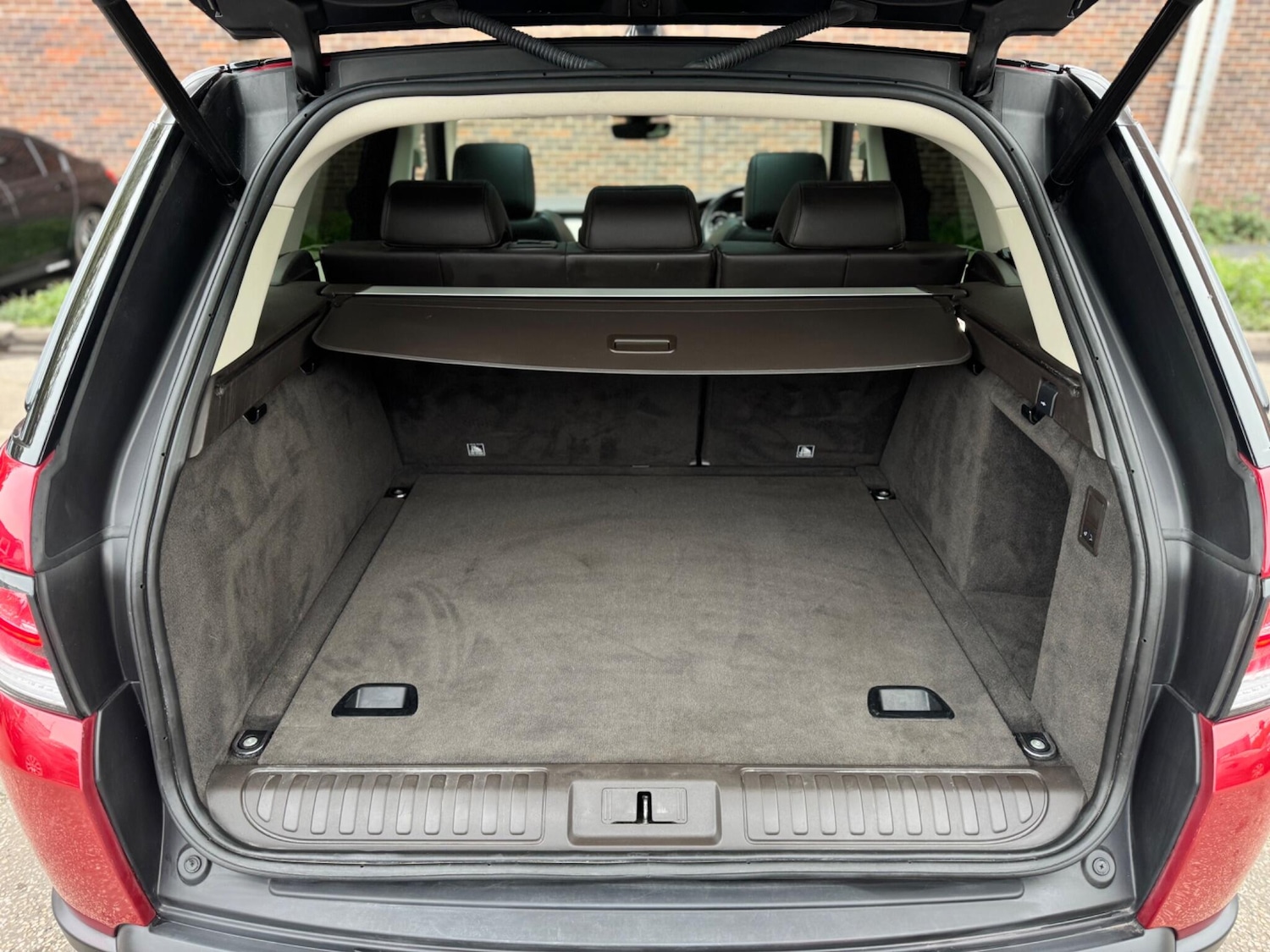 Used Land Rover Range Rover Sport 2017 for sale - 76269668: Photo 19