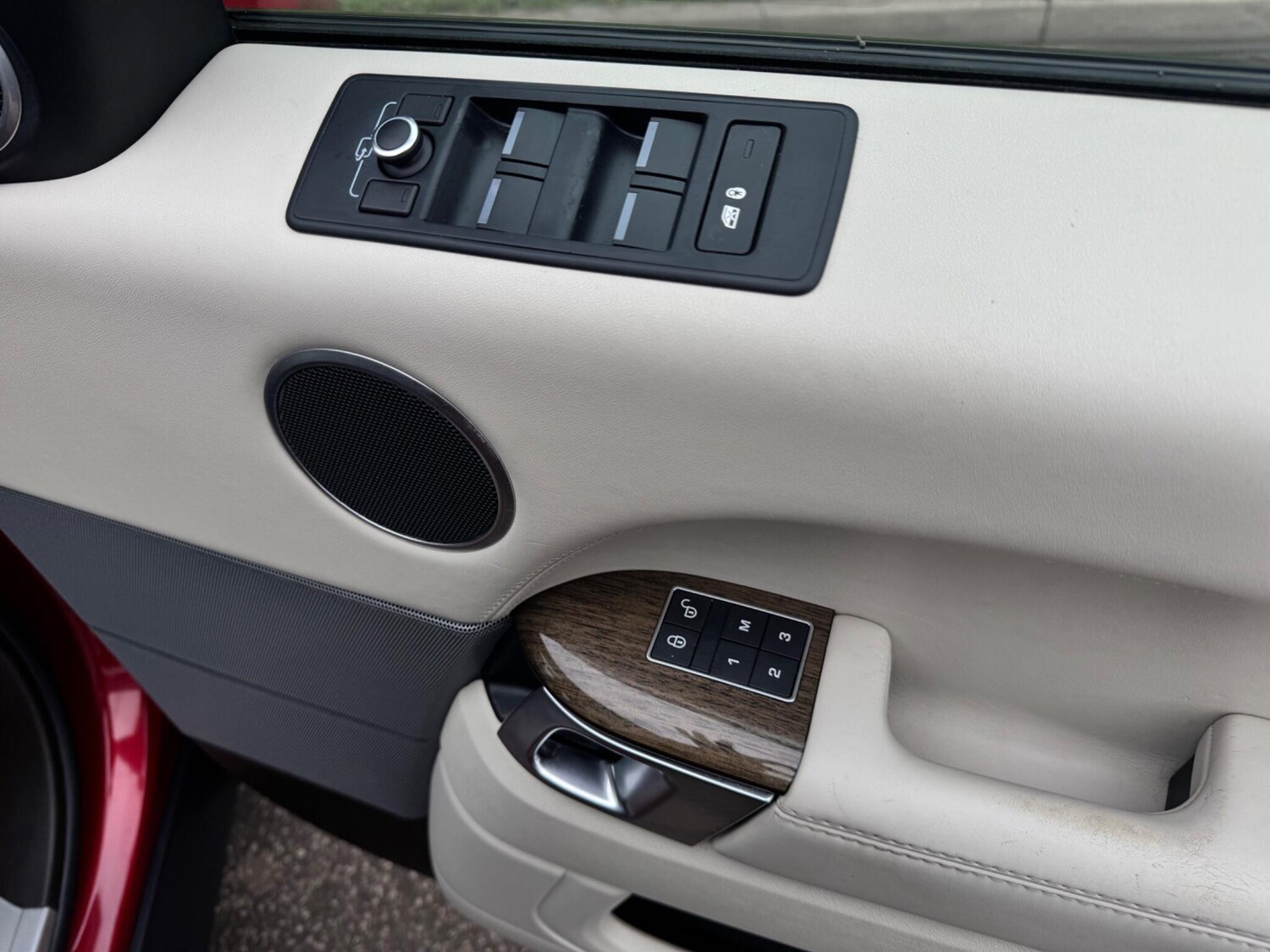 Used Land Rover Range Rover Sport 2017 for sale - 76269668: Photo 31