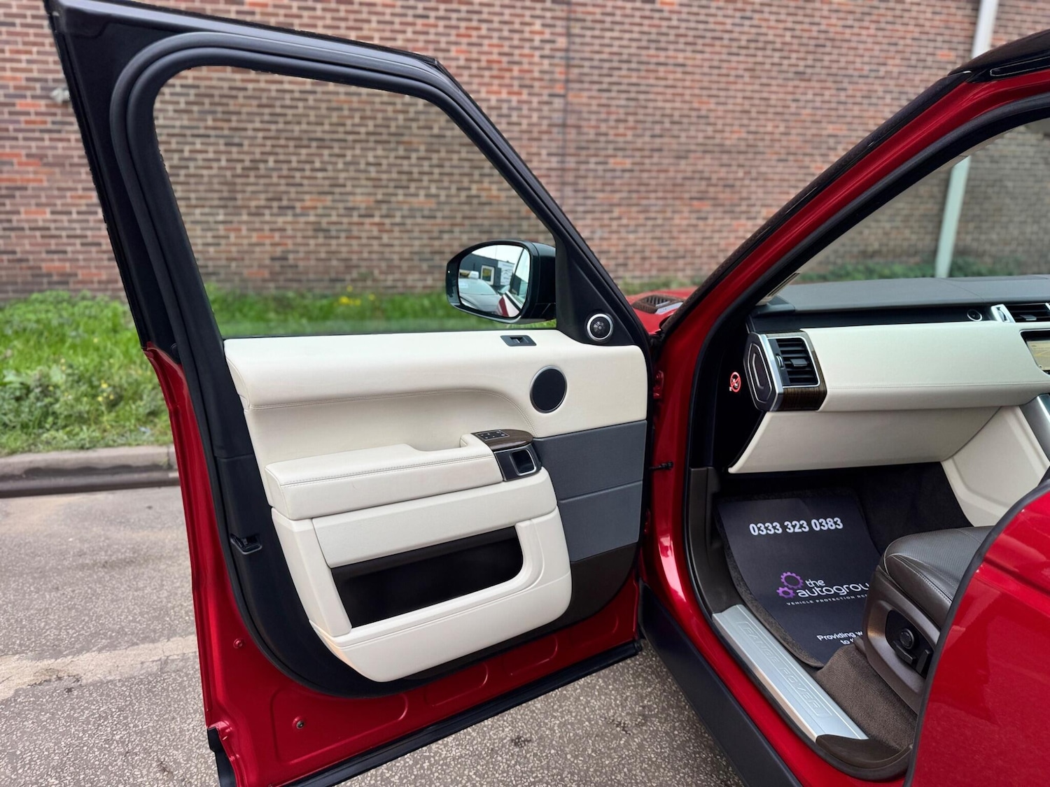 Used Land Rover Range Rover Sport 2017 for sale - 76269668: Photo 33