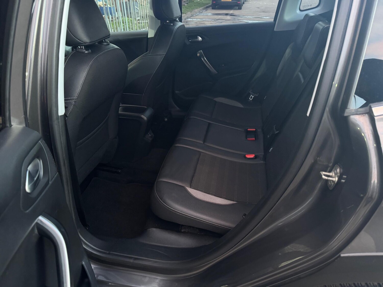 Used Peugeot 2008 2018 for sale - 78062583: Photo 28