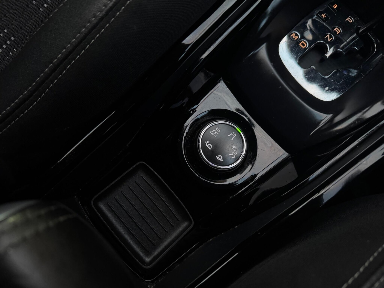 Used Peugeot 2008 2018 for sale - 78062583: Photo 33